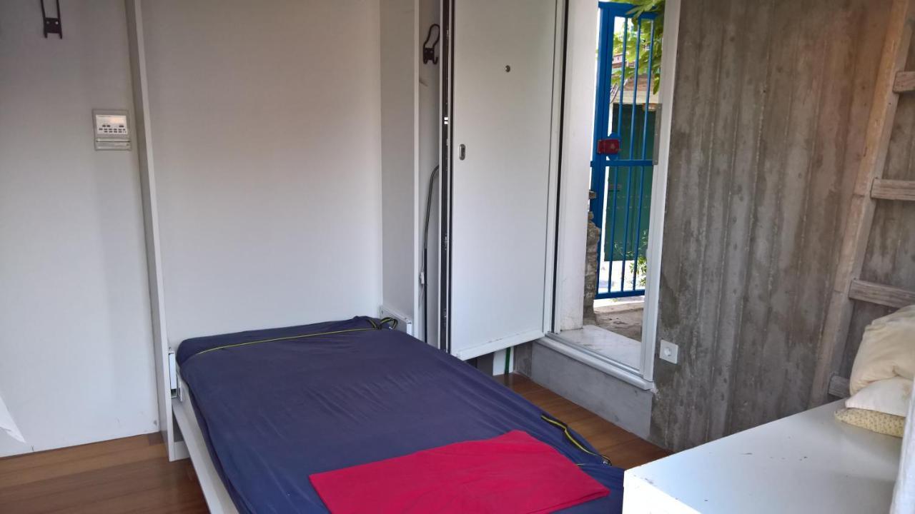 Under The Acropolis, Tiny Room, Big Terrace Athens Exterior photo